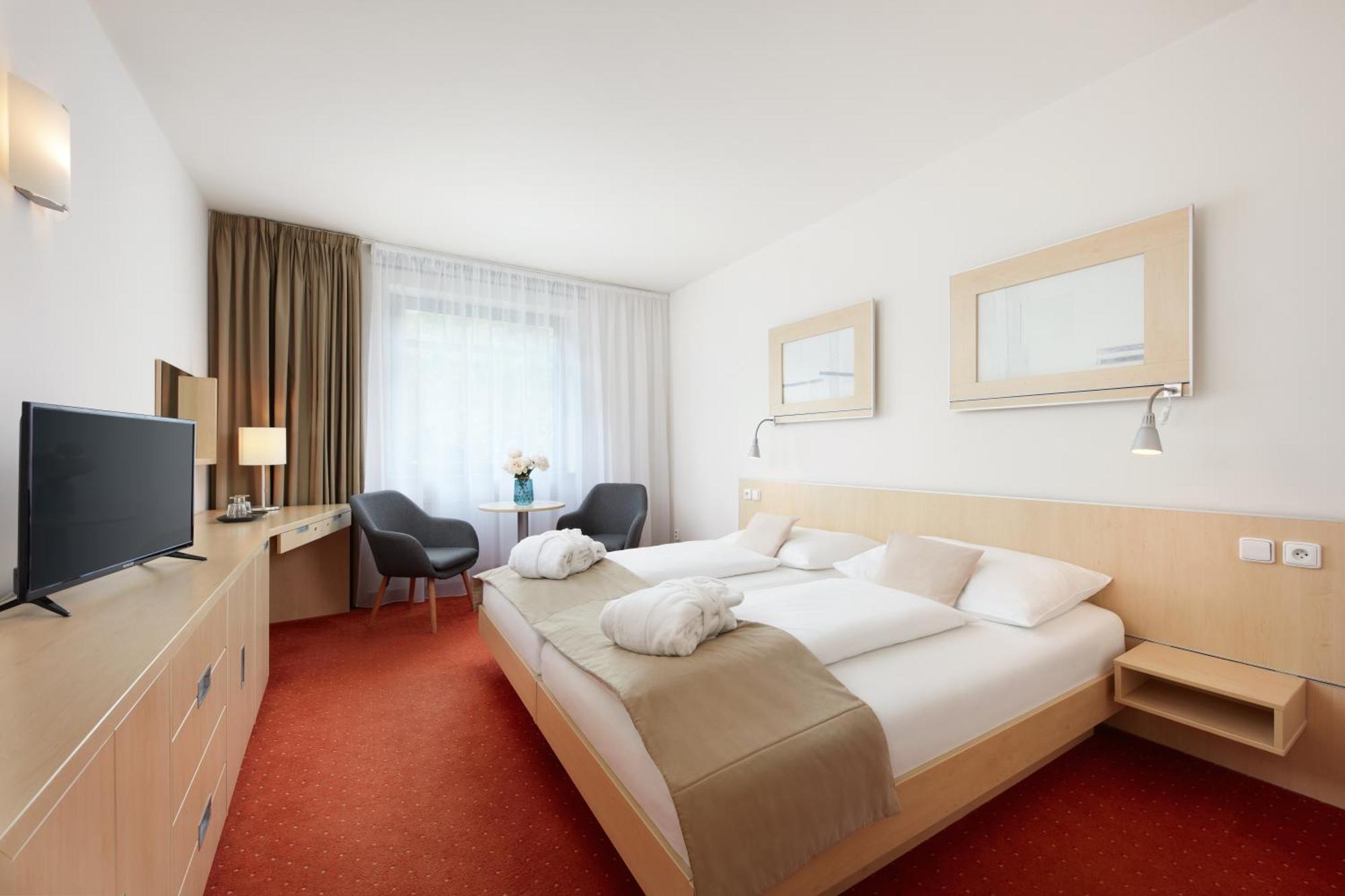 Spa Hotel Felicitas Подєбради Екстер'єр фото